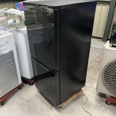 『プラズマクラスター』2022年製SHARPノンフロン鏡面2ドア冷蔵庫152L/ブラック/配送設置可能の画像