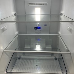 『プラズマクラスター』2022年製SHARPノンフロン鏡面2ドア冷蔵庫152L/ブラック/配送設置可能の画像