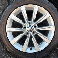 2023年製タイヤ フォルクスワーゲン ザ・ビートル純正 パサート、T-ROCの画像