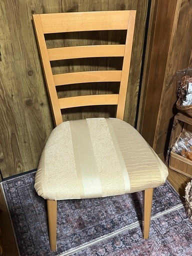 ダイニングチェアー4脚 (Mi) 吹上の椅子《ダイニングチェア》の中古