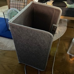 パネルヒーター　足元付きの画像