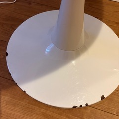 カフェテーブルの画像