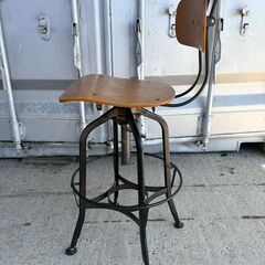 高さ調整可能ハイスツールの画像