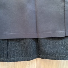 【値下げ】【美品】ダークグレー フレアパンツ バックポケット付き の画像