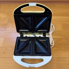 ホットサンドイッチメーカーの画像