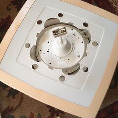 【引き取り限定。置き配。越前市】蛍光灯　和風　シンプル柄の画像