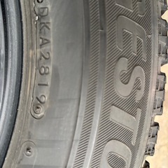スタッドレスタイヤ195／65Ｒ15の画像