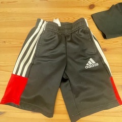 サッカーユニホームアンダーなどの画像