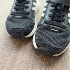 adiddas アディダス　スニーカー　17cmの画像
