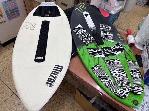 【リユースマン倉敷】 スキムボード マリンスポーツ 2枚入り 専用袋付き