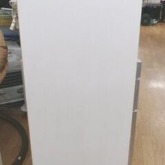 ミドルレンジボード 幅80㎝ 高さ115㎝ エナメル天板 スライド引出し コンセント付き キッチンボード 食器棚 シルバー 西岡店の画像