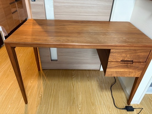 【今週中限定】ブランド家具ショップの事務デスク