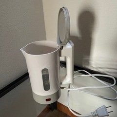 電気ケトル、湯沸かしの画像
