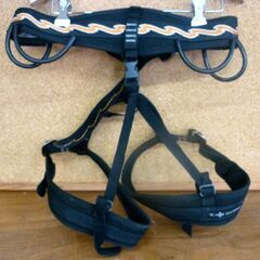☆BLACK DIAMOND ロッククライミングハーネス ウエスト68～109cm レッグループ57～75cm 登山用品 ブラックダイアモンド 札幌市 豊平区 平岸店の画像