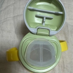 12/23まで‼︎【combi】Laku Magはじめてストロー&はじめてコップ（説明書一冊のみ）の画像