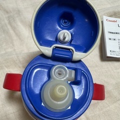 12/23まで‼︎【combi】Laku Magはじめてストロー&はじめてコップ（説明書一冊のみ）の画像