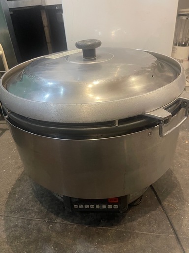 業務用 ガス炊飯器 Rinnai （4升炊き）取扱説明書付き