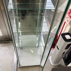 I 2512-015 不二貿易ガラスコレクションケース4段　中古　キズ汚れ有りの画像