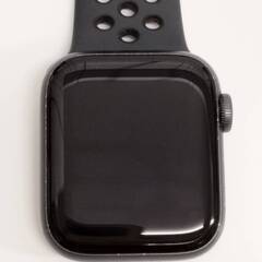 【訳アリ】Apple Watch Nike Series 6/GPS/40mm/A2291/スペースグレー〈M00X3J/A〉の画像