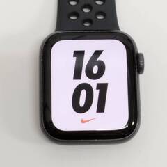 【訳アリ】Apple Watch Nike Series 6/GPS/40mm/A2291/スペースグレー〈M00X3J/A〉の画像