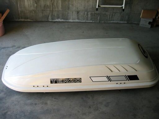 ＴＥＲＺＯ テルッツオ ルーフボックス 白色 左側開き