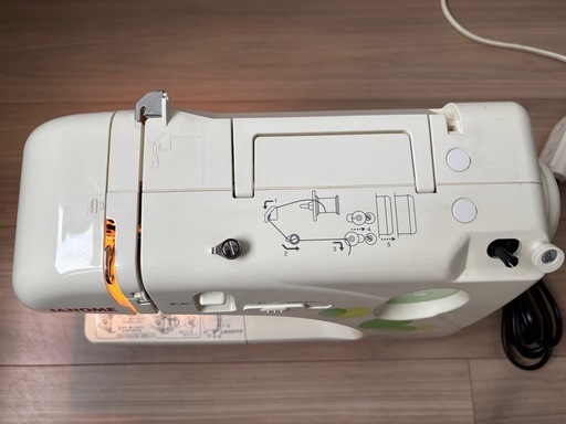 【再値下げ】JANOME ジャノメミシン　N571 ホワイト ハードケース 付属品付き