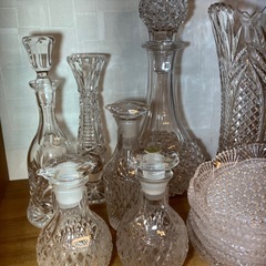 【豪華まとめ売り】キラキラ輝くカットガラスセット✨デキャンタ・花瓶・小皿など一式の画像