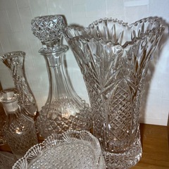 【豪華まとめ売り】キラキラ輝くカットガラスセット✨デキャンタ・花瓶・小皿など一式の画像