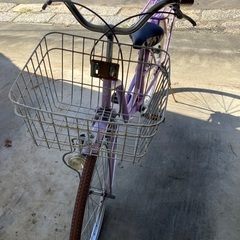 中古自転車　24インチ　タイヤ難ありの画像