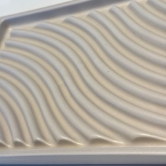 フェリシモ☆陶器溝油カットオイルカット皿餃子からあげ☆アイボリーの画像