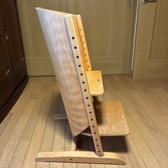 【取りに来てくれる方】ドイツ　モイジ社製　ハイチェア(子供用椅子)の画像