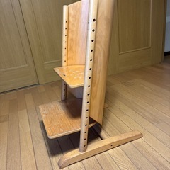 【取りに来てくれる方】ドイツ　モイジ社製　ハイチェア(子供用椅子)の画像