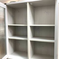 ♪チェッカーガラスがオシャレなサイドボード♪の画像