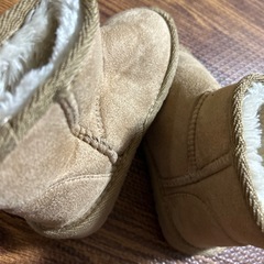 キッズ　ムートンブーツ　の画像