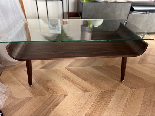 ガラステーブル