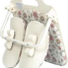 背中を支えてくれる回転座椅子の画像