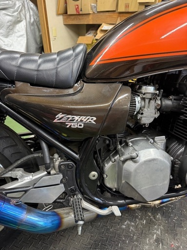 ゼファー750