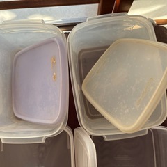 タッパー　いっぱいの画像