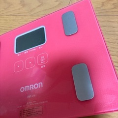 オムロン　体重計の画像