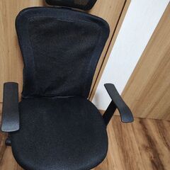 オフィスチェアの画像