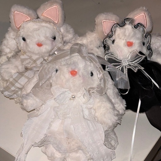 うさぎ　ねこ　ぬいぐるみ　ドール　キーホルダー　フリル　レース