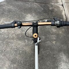 【メンテナンス済みです】 　20インチ　ミニベロ　サス付き　折りたたみ自転車　ホワイト　鹿児島市の画像