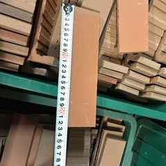 1枚の値段 貼レンガ コーナータイル ブラウン ガーデニングやDIYに 大量の画像