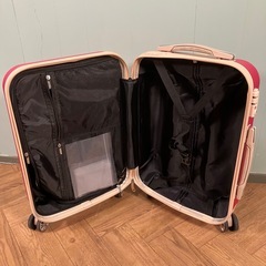 【安心鍵付き！】ピンク　キャリーケースの画像