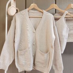 セットセーターの画像