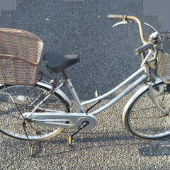 自転車 ママチャリ 26インチ 後ろカゴ付き　シングルギア　配達可能の画像