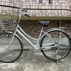 【メンテナンス済み】27インチ　シティサイクル　シルバー　内装3段　LEDライト、前かごつき　鹿児島市の画像