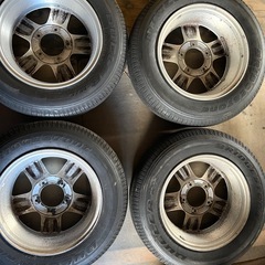 ブリヂストンバリ山サマータイヤ、ジムニー純正アルミ付き4本セット の画像