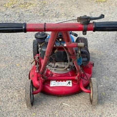 バロネス自走式草刈機の画像