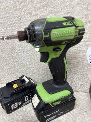 ?【年末まで休まず営業！】入荷!makita 18Vインパクトドライバー【アールワンは電動工具高価買取!!地域最大級！】